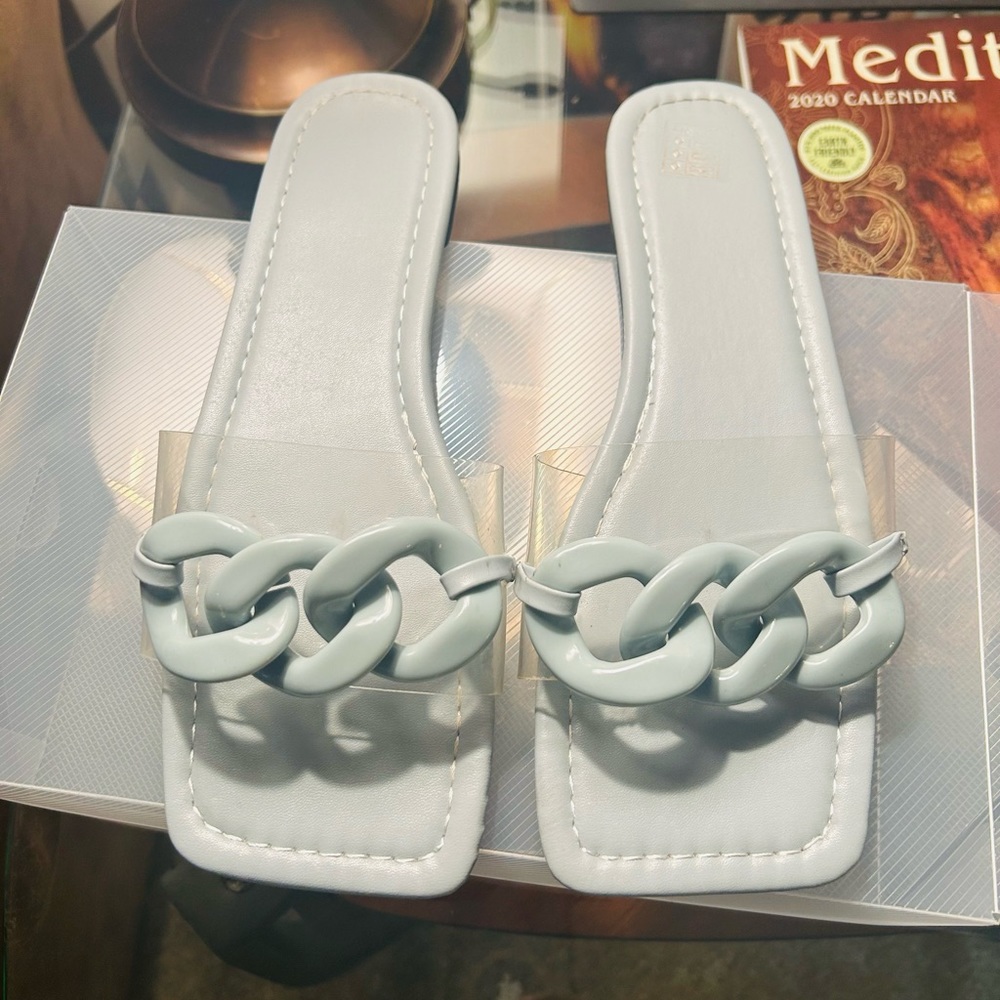 Clear Chain Decor Slide Sandals